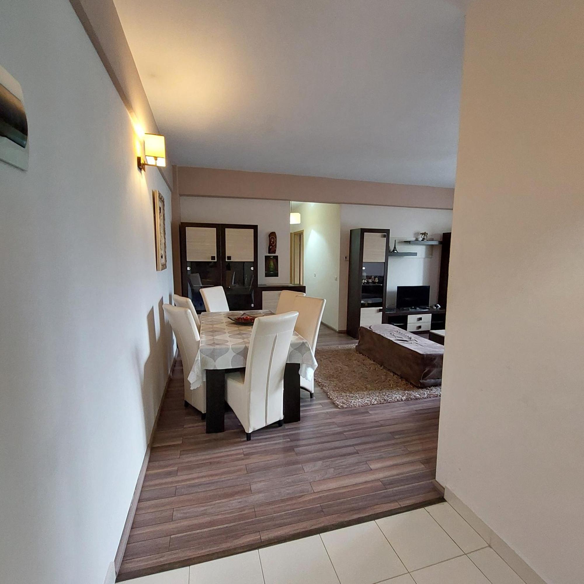Apartament Very Big Bistriţa 外观 照片